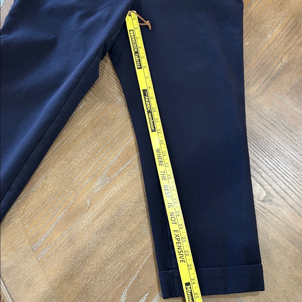 Ann Taylor Curvy Fit Cropped Navy Pants - Picture 6 of 8